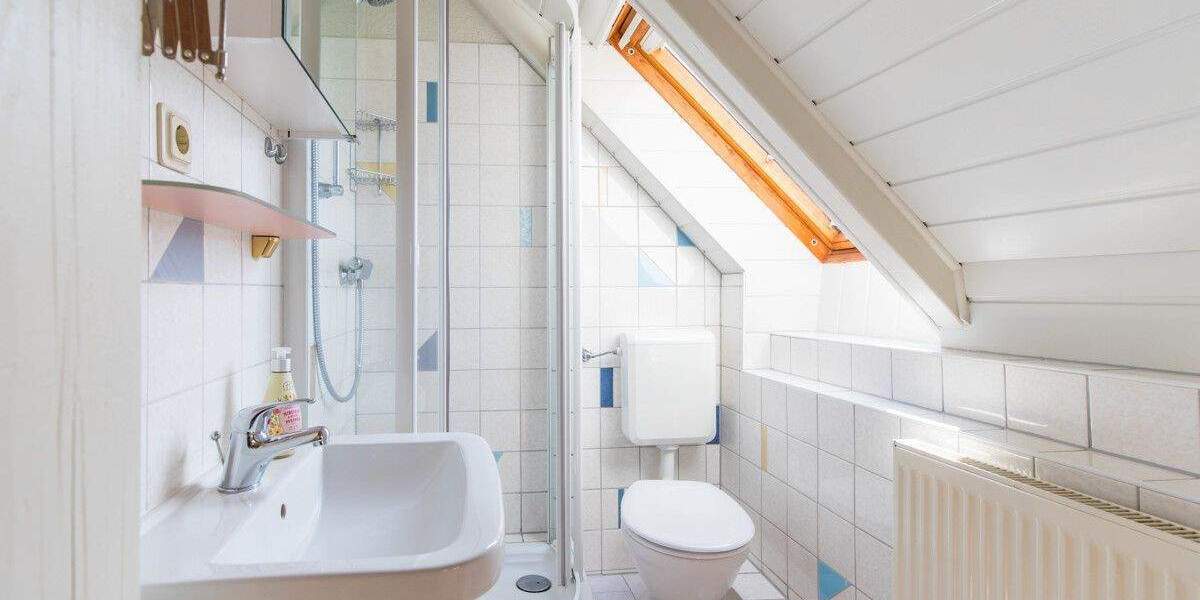 Mehrfamilienhaus, Wohnhaus Putbus / Lauterbach Lauterbach - 9 Zimmer, 238 m&sup2;, 498.000&euro; | Angebot:25683466