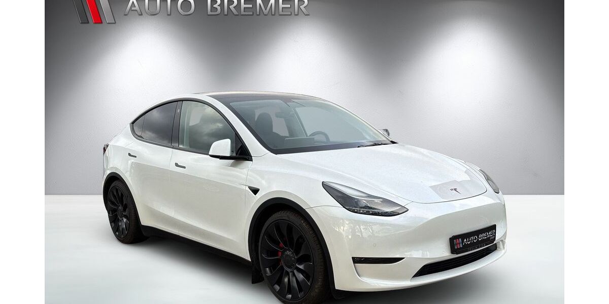 Tesla Model Y 18.000 km 38.500 &euro; Bergen auf Rügen 18528
