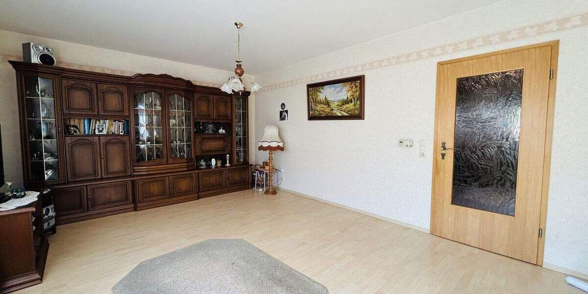 Mehrfamilienhaus, Wohnhaus Grimmen Jessin - 8 Zimmer, 209 m&sup2;, 349.000&euro; | Angebot:25835206