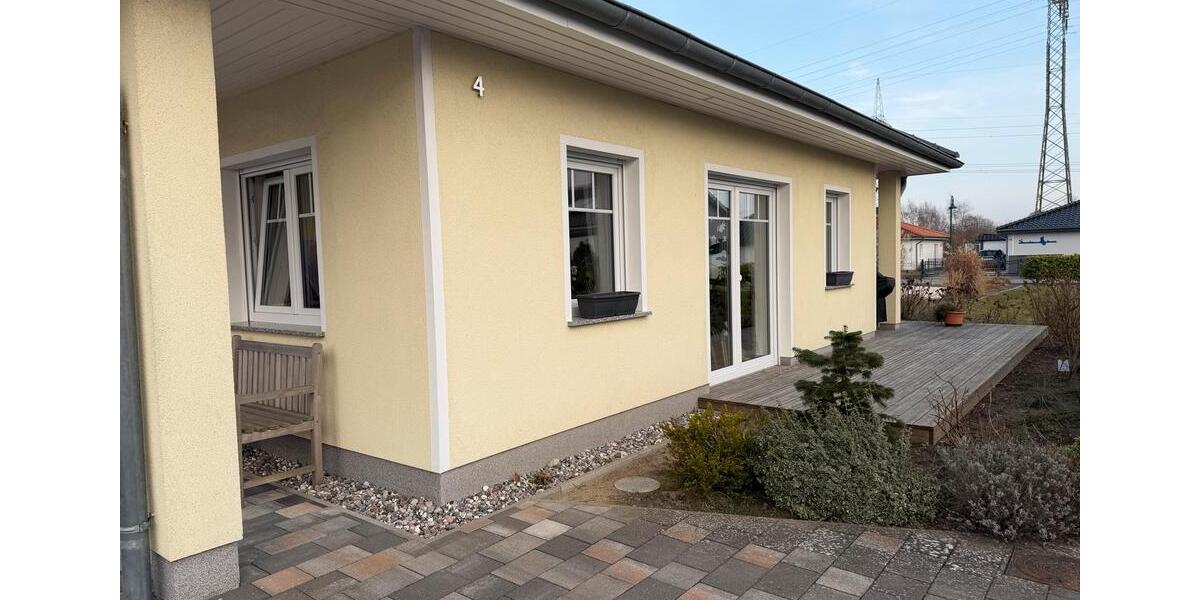 Bungalow Steinhagen - 4 Zimmer, 115 m&sup2;, 370.000&euro; | Angebot:26536238