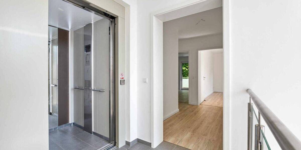 Etagenwohnung Stralsund Kniepervorstadt - 3 Zimmer, 74 m&sup2;, 359.000&euro; | Angebot:26142343