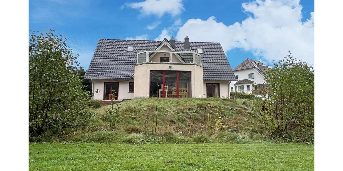 Einfamilienhaus Buschvitz - 9 Zimmer, 321 m&sup2;, 649.000&euro; | Angebot:25823440