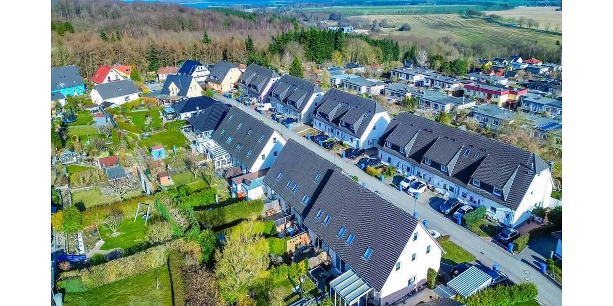 Reihenmittelhaus Bergen auf Rügen Bergen - 4 Zimmer, 97 m&sup2;, 247.000&euro; | Angebot:26319183