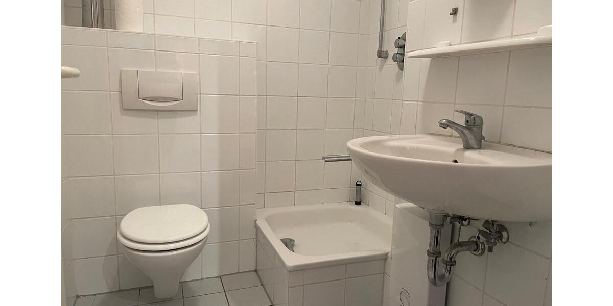 Etagenwohnung Stralsund Knieper - 1 Zimmer, 29 m&sup2;, 345&euro; | Angebot:25901353