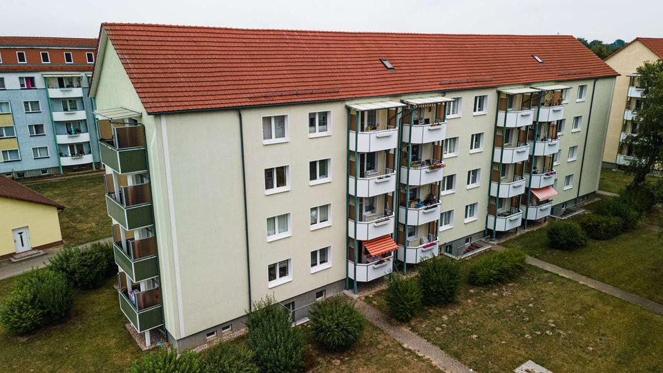 Etagenwohnung Grimmen - 2.5 Zimmer, 60 m&sup2;, 388&euro; | Angebot:23874356