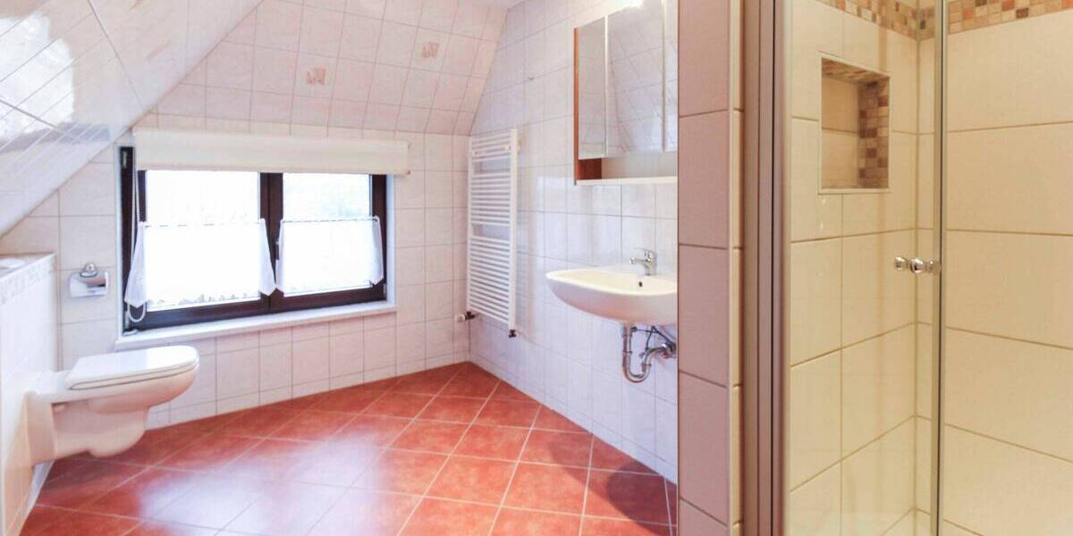 Einfamilienhaus Süderholz Behnkenhagen - 8 Zimmer, 226 m&sup2;, 299.000&euro; | Angebot:26037138