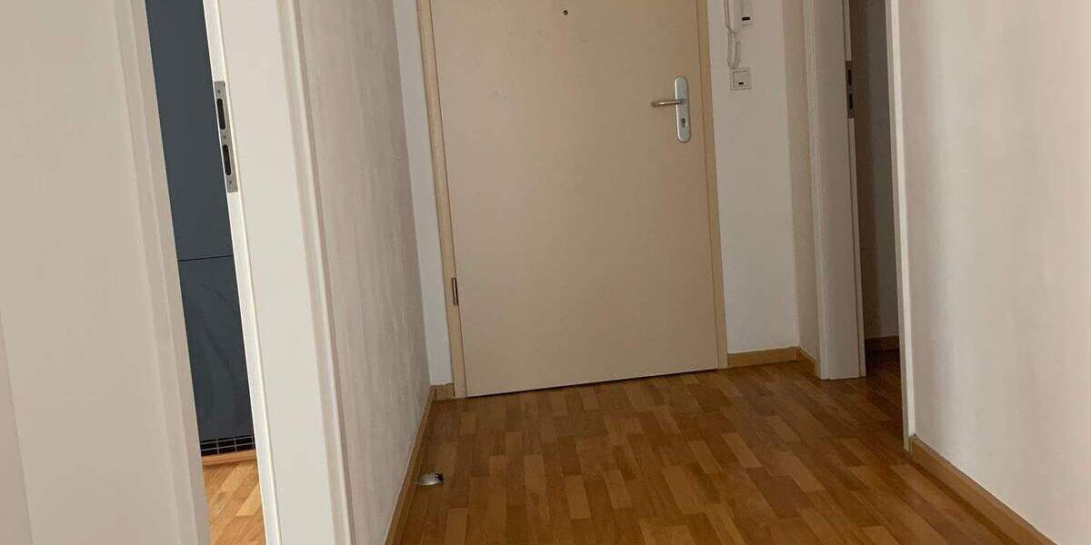 Etagenwohnung Stralsund Altstadt - 2 Zimmer, 72 m&sup2;, 720&euro; | Angebot:25682079