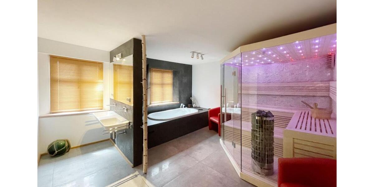 Maisonettenwohnung Bergen auf Rügen - 8 Zimmer, 180 m&sup2;, 2.160&euro; | Angebot:26131588