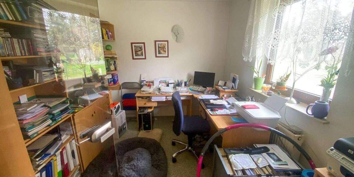 Einfamilienhaus Splietsdorf - 7 Zimmer, 220 m&sup2;, 330.000&euro; | Angebot:25668637