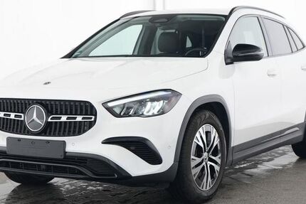 Mercedes-Benz GLA 180 8.300 km 35.880 &euro; Stralsund 18439