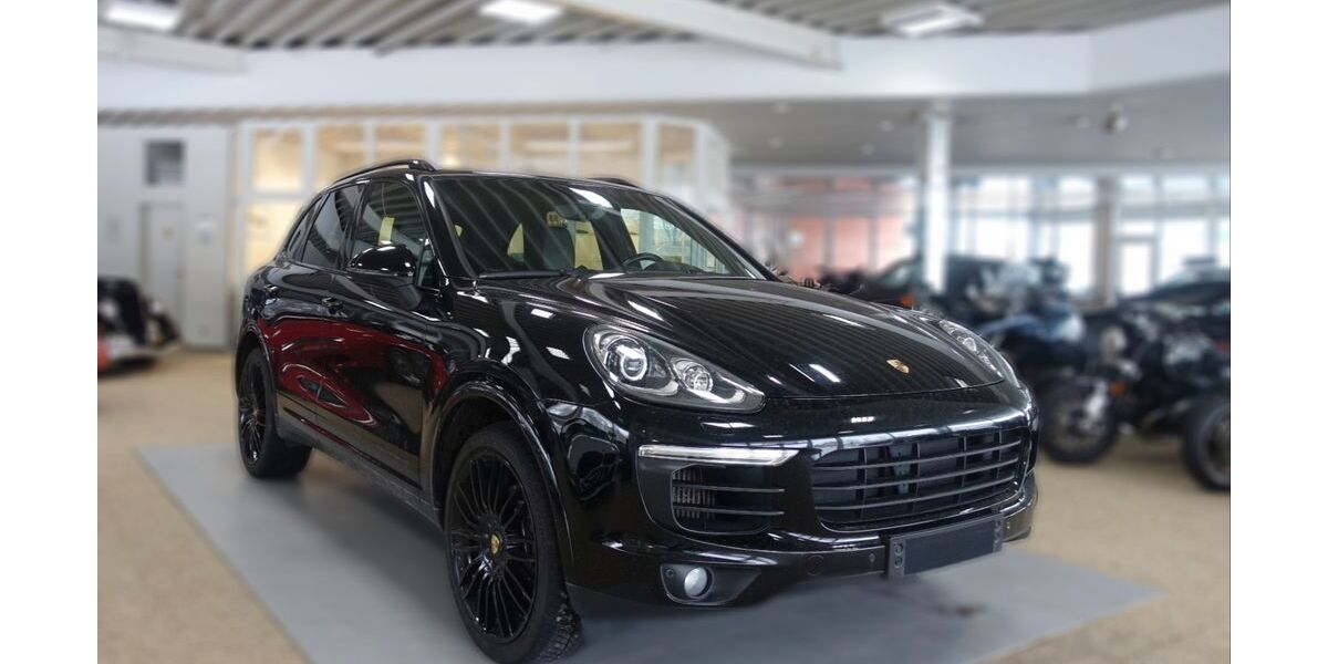 Porsche Cayenne 280.191 km 26.700 &euro; Stralsund 18435
