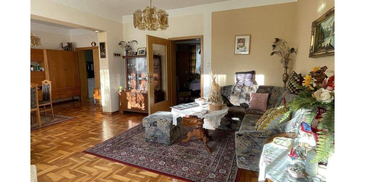 Doppelhaushälfte Eixen - 7 Zimmer, 161 m&sup2;, 198.000&euro; | Angebot:25678454