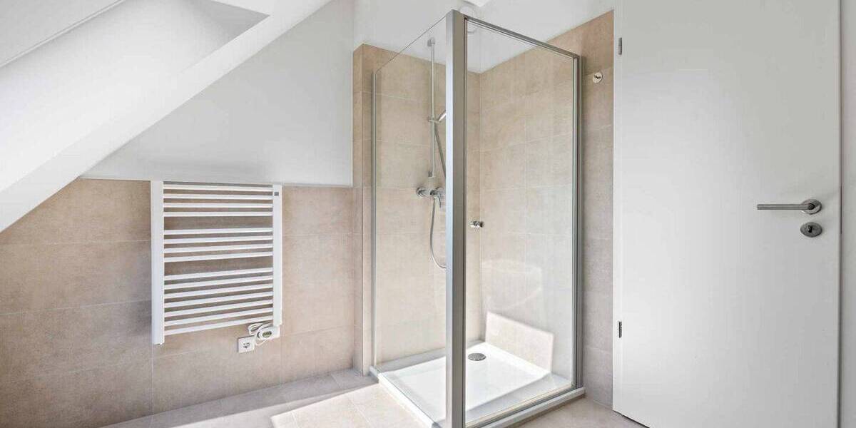 Etagenwohnung Stralsund Kniepervorstadt - 359.000&euro; | Angebot:26142343