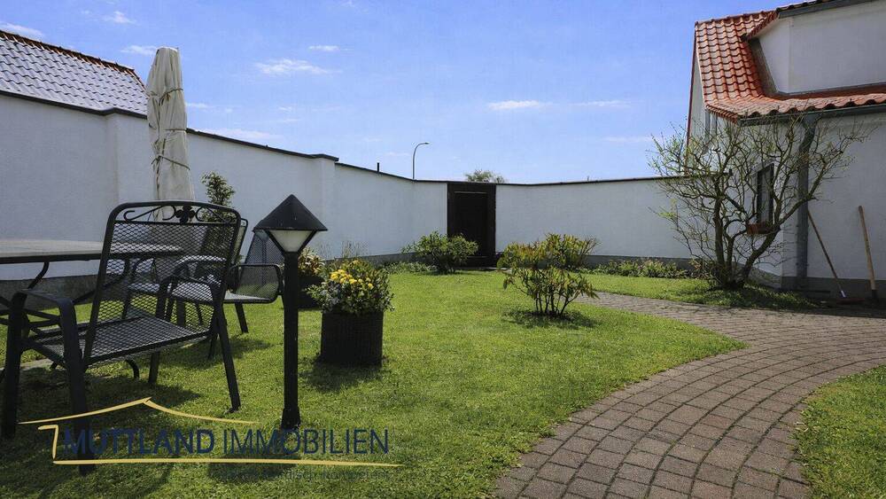 Doppelhaushälfte Stralsund Frankensiedlung - 5 Zimmer, 125 m&sup2;, 260.000&euro; | Angebot:25909107