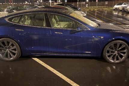 Tesla Model S 142.000 km 26.000 &euro; Stralsund 18439