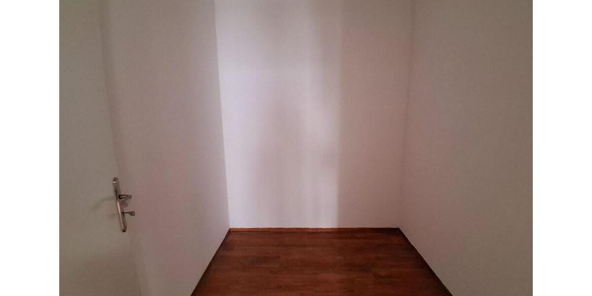 Etagenwohnung Barth - 2 Zimmer, 81 m&sup2;, 725&euro; | Angebot:24521108