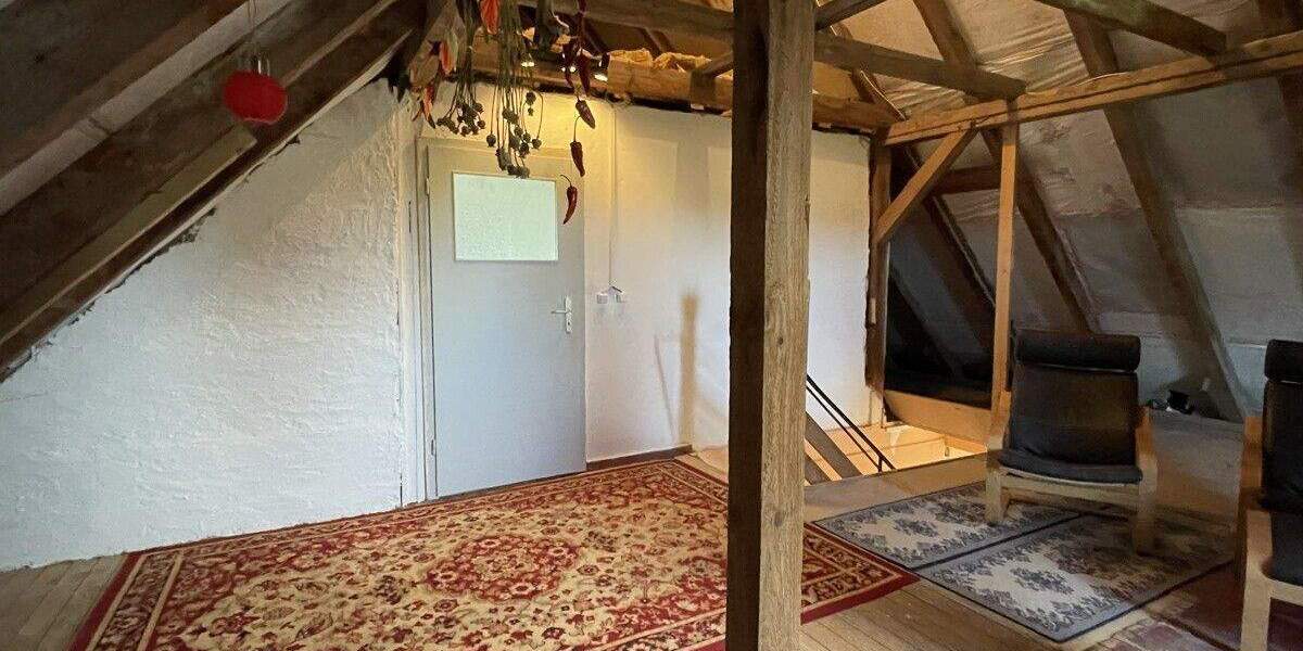 Doppelhaushälfte Eixen - 7 Zimmer, 161 m&sup2;, 198.000&euro; | Angebot:25678454
