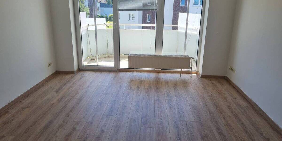 Etagenwohnung Stralsund Grünthal-Viermorgen - 3 Zimmer, 80 m&sup2;, 740&euro; | Angebot:26826061