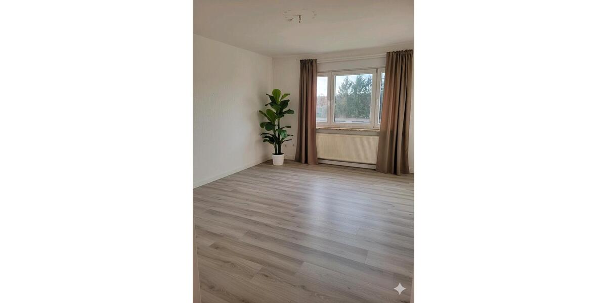 Etagenwohnung Stralsund Langendorfer Berg - 2 Zimmer, 54 m&sup2;, 750&euro; | Angebot:25452927