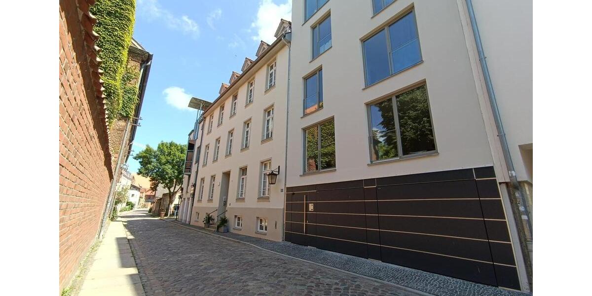 Etagenwohnung Stralsund - 3 Zimmer, 118 m&sup2;, 1.750&euro; | Angebot:26004976