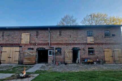 Haus Gingst - 9 Zimmer, 140 m&sup2;, 210.000&euro; | Angebot:26728594