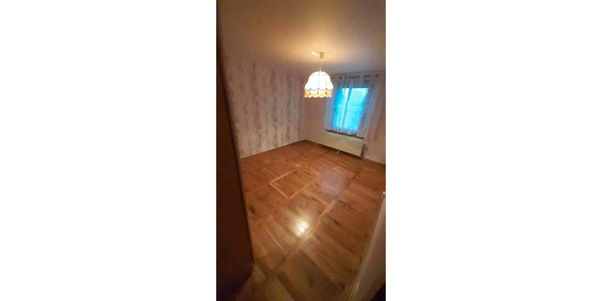 Einfamilienhaus Stralsund - 6 Zimmer, 150 m&sup2;, 300.000&euro; | Angebot:24748243