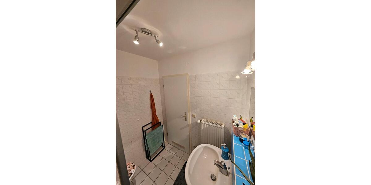 Etagenwohnung Stralsund Langendorfer Berg - 1 Zimmer, 30 m&sup2;, 254&euro; | Angebot:25408149