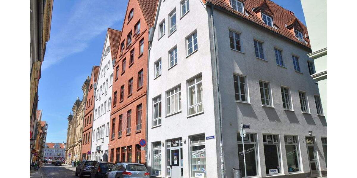 Etagenwohnung Stralsund Altstadt - 2 Zimmer, 105 m&sup2;, 985&euro; | Angebot:25682085