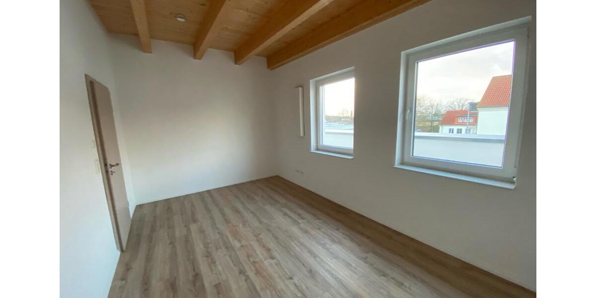 Einfamilienhaus Stralsund Langendorfer Berg - 1.650&euro; | Angebot:26112437