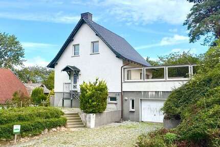 Haus Buschvitz - 7 Zimmer, 200 m&sup2;, 398.000&euro; | Angebot:27355547