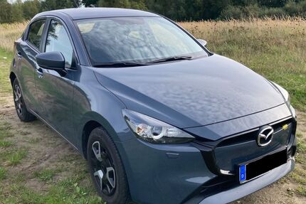 Mazda 2 19.000 km 19.500 &euro; Velgast 18469