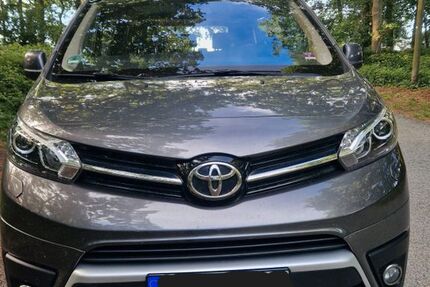 Toyota Proace (Verso) 112.000 km 25.000 &euro; Stralsund 18435