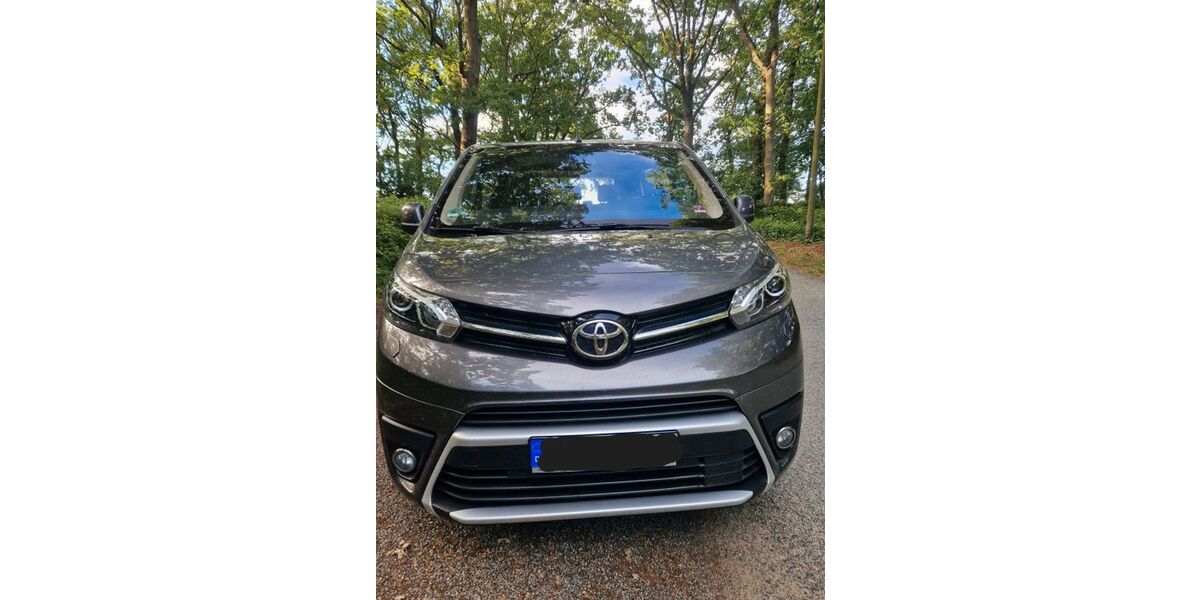 Toyota Proace (Verso) 112.000 km 26.500 &euro; Stralsund 18435