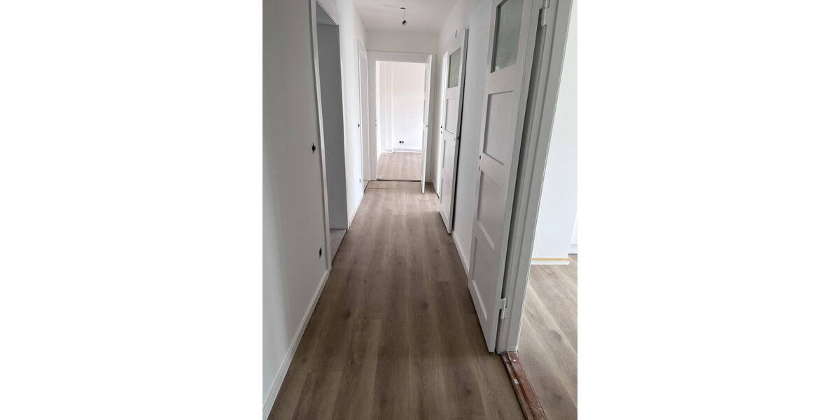 Etagenwohnung Stralsund Frankenvorstadt - 4 Zimmer, 80 m&sup2;, 1.120&euro; | Angebot:26102923