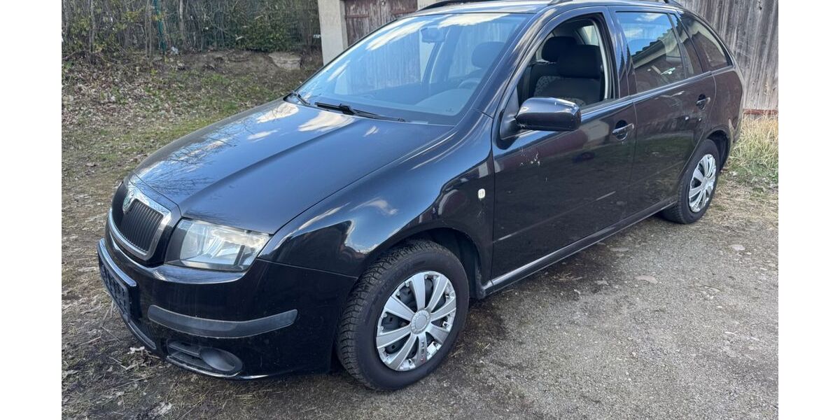Skoda Fabia 157.081 km 2.499 &euro; Stralsund 18437