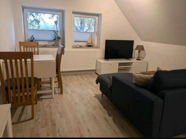 Dachgeschoßwohnung Gingst - 2 Zimmer, 45 m&sup2;, 720&euro; | Angebot:25341423