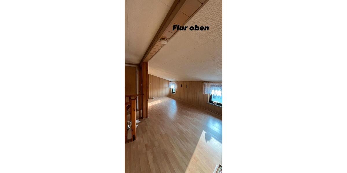 Einfamilienhaus Samtens - 6 Zimmer, 150 m&sup2;, 250.000&euro; | Angebot:25655672