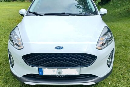 Ford Fiesta 83.500 km 10.600 &euro; Stralsund 18437