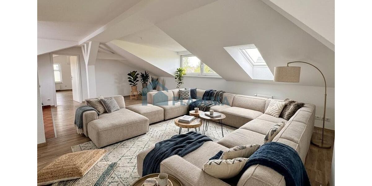 Dachgeschoßwohnung Stralsund Langendorfer Berg - 2 Zimmer, 70 m&sup2;, 875&euro; | Angebot:26645276
