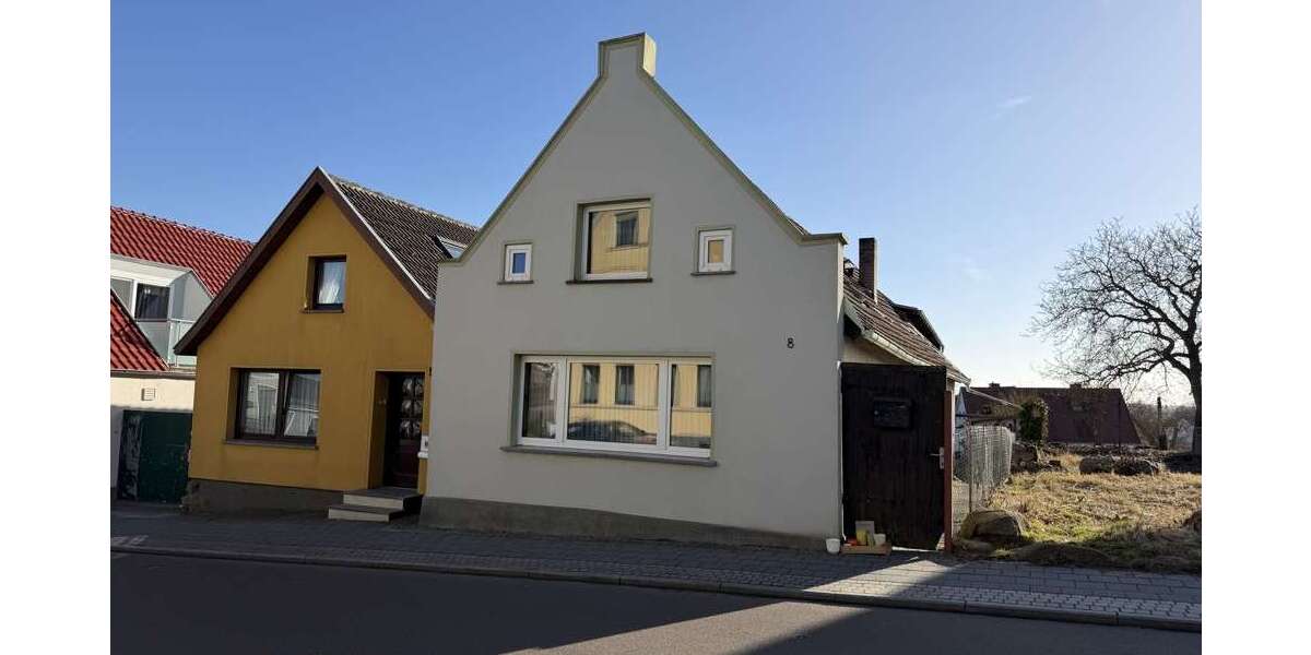 Einfamilienhaus Bergen auf Rügen - 6 Zimmer, 176 m&sup2;, 173.000&euro; | Angebot:26540907