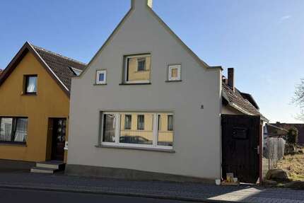 Haus Bergen auf Rügen - 6 Zimmer, 176 m&sup2;, 173.000&euro; | Angebot:26540907