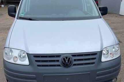 VW Caddy 181.100 km 6.000 &euro; Hamburg 22081