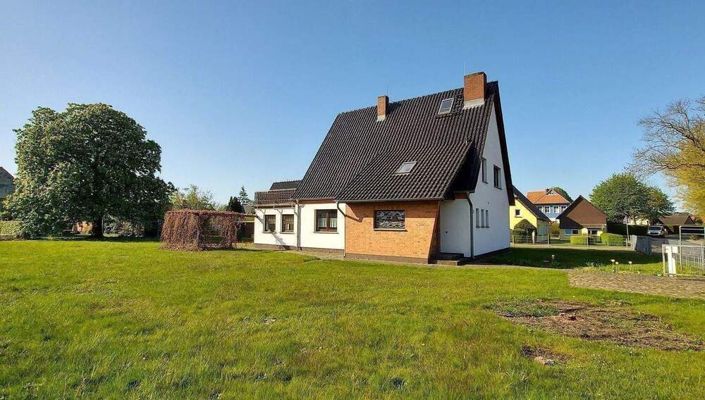 Einfamilienhaus Zingst - 5 Zimmer, 203 m&sup2;, 2.490&euro; | Angebot:26723159