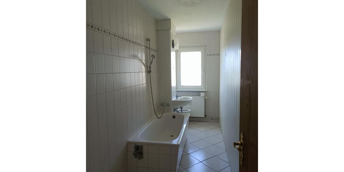 Etagenwohnung Franzburg - 3 Zimmer, 69 m&sup2;, 448&euro; | Angebot:20503075