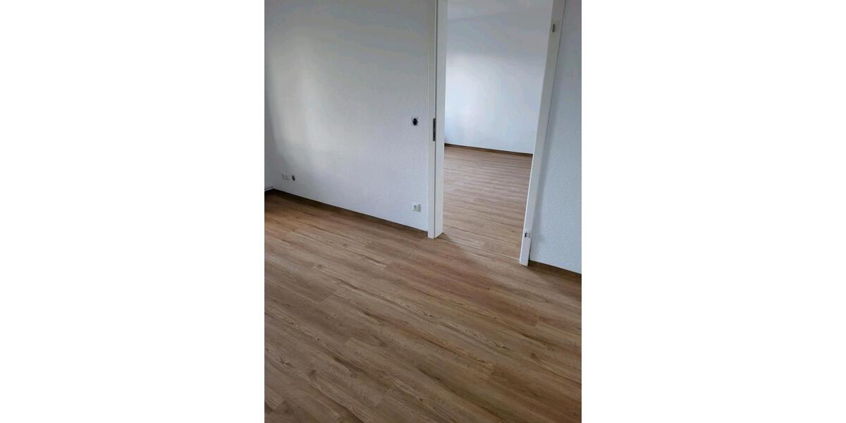 Etagenwohnung Barth - 5 Zimmer, 130 m&sup2;, 975&euro; | Angebot:25377784