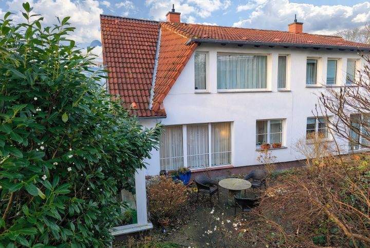 Doppelhaushälfte Bergen - 5 Zimmer, 154 m&sup2;, 299.000&euro; | Angebot:25851497