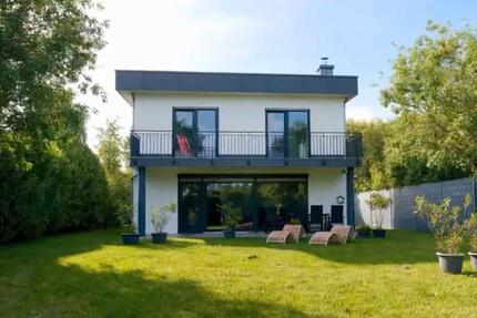 Haus Bergen auf Rügen - 6.5 Zimmer, 189 m&sup2;, 779.000&euro; | Angebot:26764989