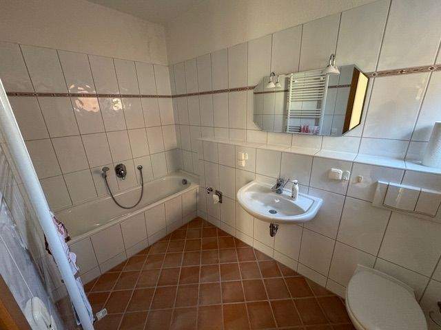 Etagenwohnung Stralsund Kniepervorstadt - 2 Zimmer, 81 m&sup2;, 950&euro; | Angebot:25670243