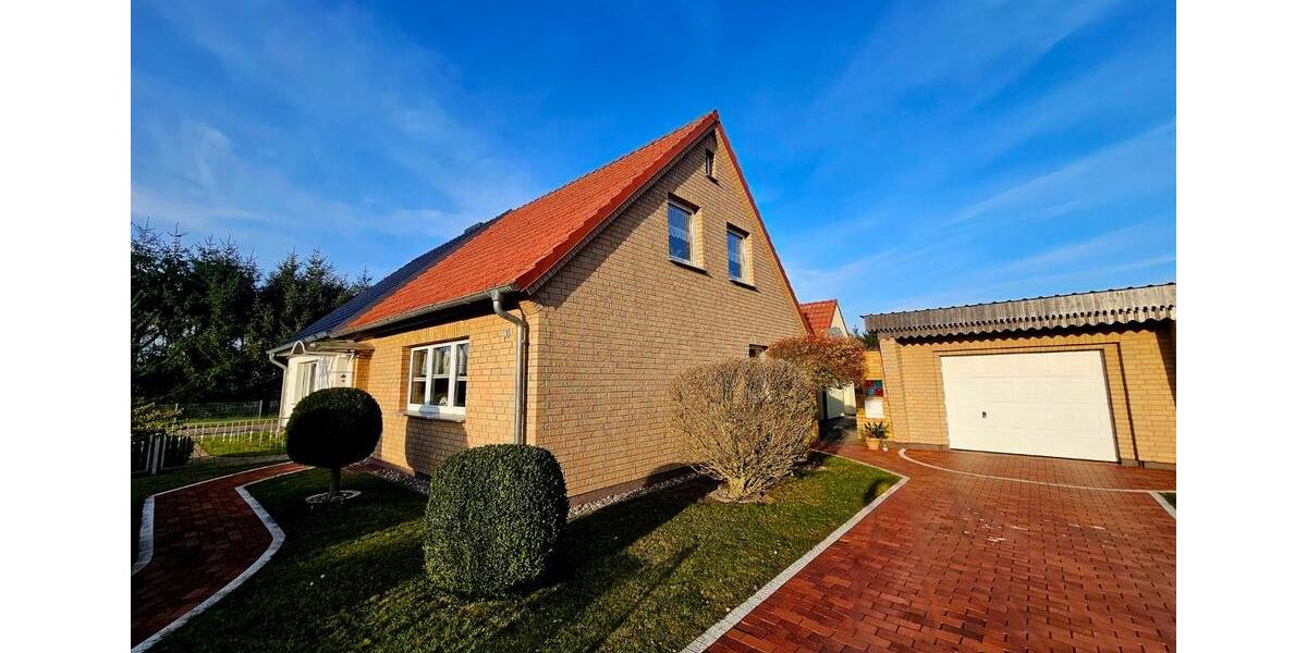 Doppelhaushälfte Franzburg - 5 Zimmer, 102 m&sup2;, 174.999&euro; | Angebot:25267042