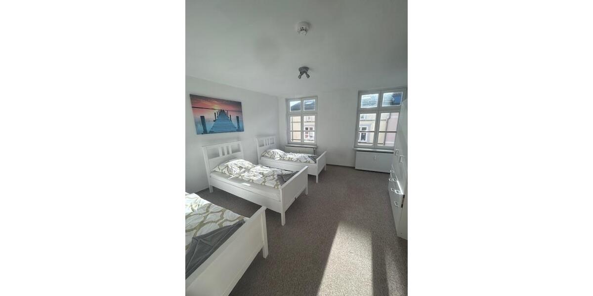 Etagenwohnung Stralsund - 3 Zimmer, 80 m&sup2;, 960&euro; | Angebot:25893894